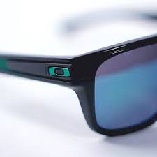 Oakleys knockoff is the best choice