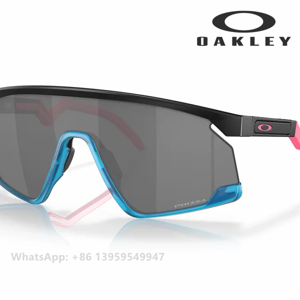 fake Oakley sunglasses